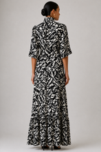 The Monochrome Muse Maxi
