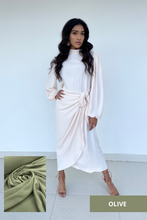 Delux Dress